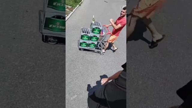 мог быть хороший вечер но паребрик все испортил(