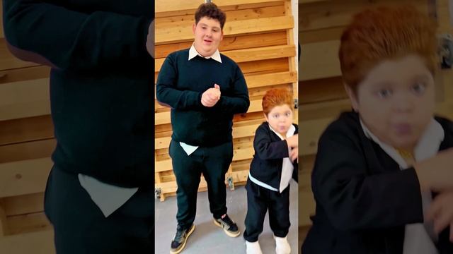 Узнаёшь с кем я танцую #барабулька ?🤩😎 #вовасолодков #барабулька