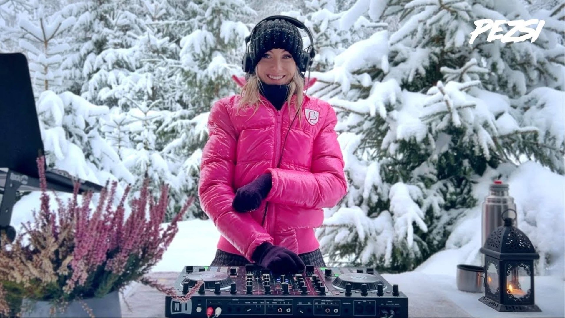 PEZSI | SNOWFALL - Progressive House смотреть онлайн