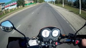 Сигма Спорт 150, 110 по спидометру, мопед разогнался, катаемся по городу герою.