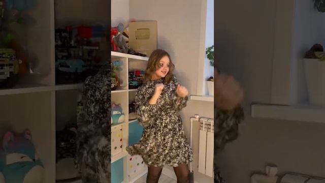 Ashi dance #shorts #tiktok #trend #viral #popular #lerochka смотреть онлайн