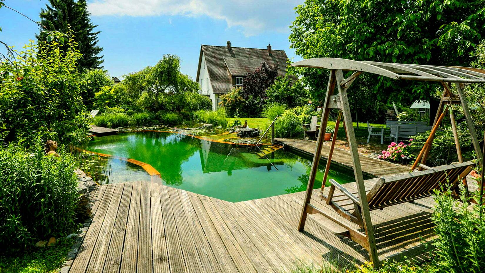 Качели в дизайне сада. Элитные, простые и необычные. Интересные идеи. смотреть онлайн