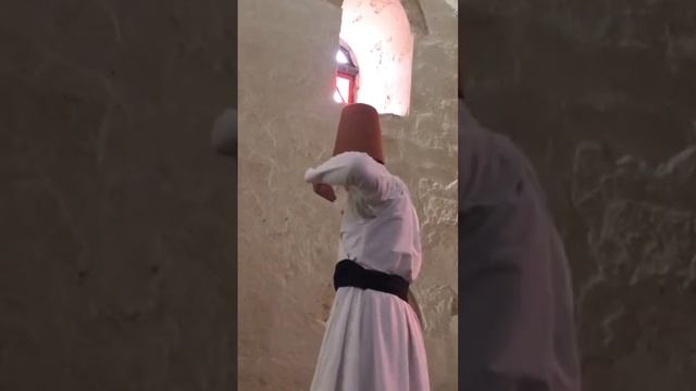 Танец веры кружащегося дервиша #путешествия #суфизм #танец #вера смотреть онлайн