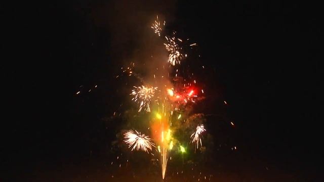 F0421 Фонтан С Рождеством! смотреть онлайн