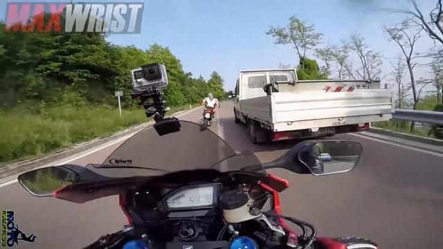IS This the CRAZIEST Motorcycle Rider in the World？ - MAX WRIST смотреть онлайн