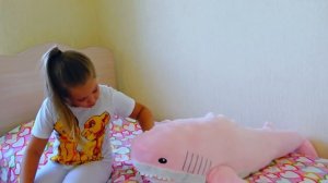 Лера и Лёва учат цифры и буквы