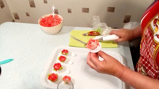 Торт на 60 лет с розами(крем БЗК). /Cake For 60 Years With Roses(protein Custard).