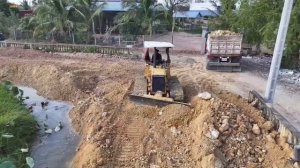 Строительство, новый участок, засыпка планировка