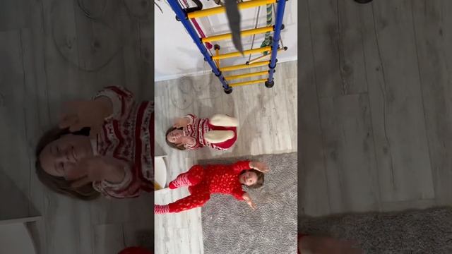 Glued the phone to the ceiling #tiktok #trend #shorts #humor #family #funny #lerochka смотреть онлайн