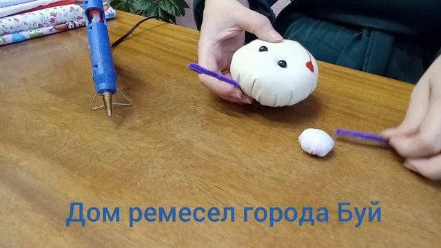 Мягкая игрушка "Озорная гусеничка" смотреть онлайн