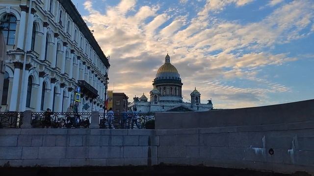 САНКТ-ПЕТЕРБУРГ: Прогулка на теплоходе по каналам и рекам лучшего города Мира (11 июня 2024г.) смотреть онлайн