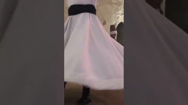 Суфийский дервиш танец веры #путешествия #крым #суфизм #танец смотреть онлайн