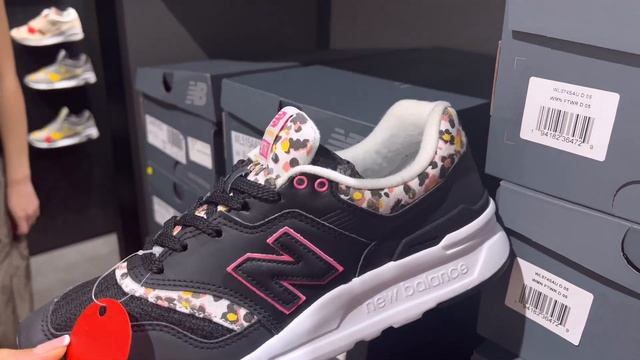 BICESTER VILLAGE DESIGNER OUTLET | SHOP PHILIPP PLEIN, NEW BALANCE 🛍 смотреть онлайн