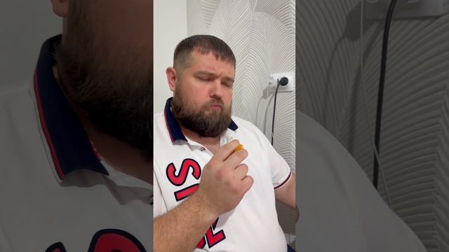 Mom, is it delicious? #tiktok #funny #family #shorts смотреть онлайн