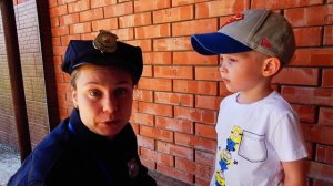 Мама и малыши учат правила