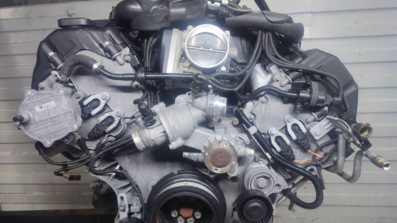 Двигатель BMW E70 N62B48 - AC8393