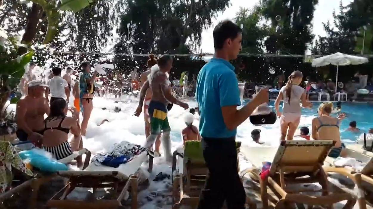 Пенная вечеринка в отеле Asrin Beach Hotel 4 / Турция