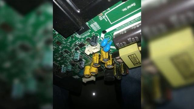 32 inches Skyworth smart Tv Blinking/No video/Have Sound. смотреть онлайн