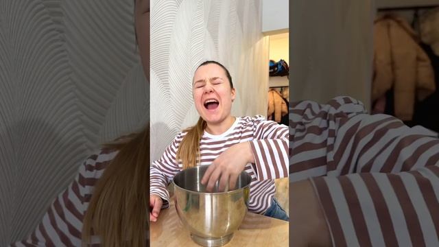 Mom has a sick hangnail #shorts #joke #tiktok смотреть онлайн