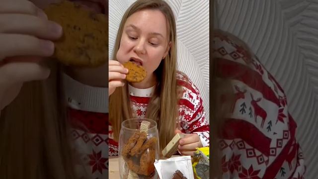 Social media VS Life #shorts #humor #mom смотреть онлайн