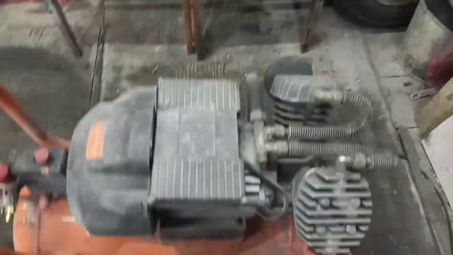 копрессор вихрь после 2х лет эксплуатации, СПАСИБО ЧТО ЖИВОЙ смотреть онлайн