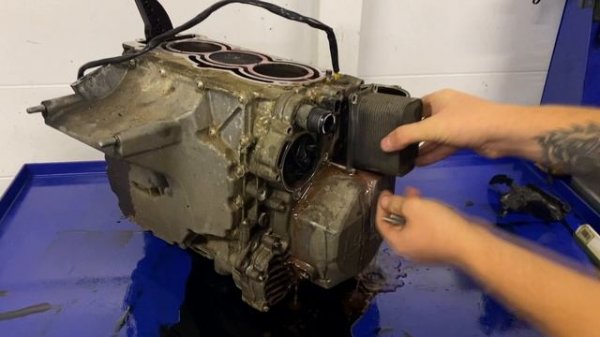 Rotax 900 ACE, разборка двигателя гидроцикла\Disassembly of the engine