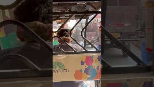 По Варанаси на тук туке #шива #варанаси #индия #путешествия смотреть онлайн