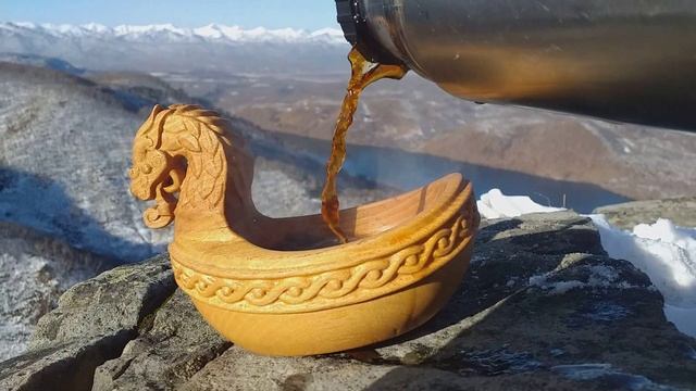 Выпей чай  в горах, спустись и выпей тот же чай  внизу - вкус будет разный в пользу первого смотреть онлайн