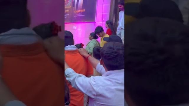 В индийском храме #путешествия #индия #travel #вриндаван смотреть онлайн