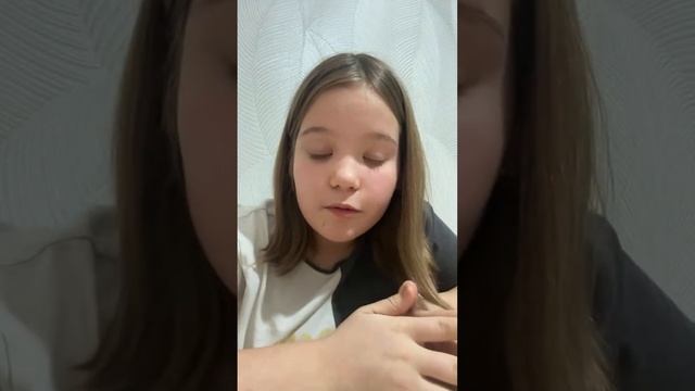 Лера помогает маме печь торт смотреть онлайн