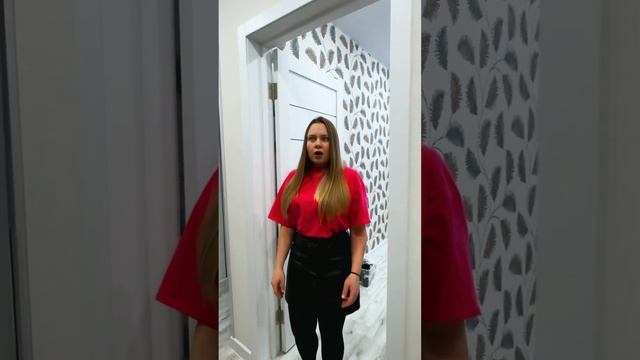 When your daughter is your size #shorts #funny смотреть онлайн