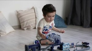 Железная дорога для детей "Полицейский участок, 66 предметов"