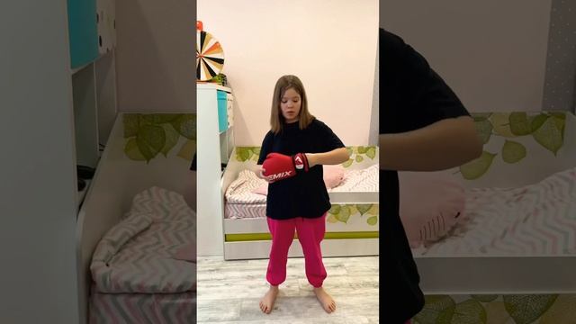 Did she want to smoke at home? #humor #family смотреть онлайн