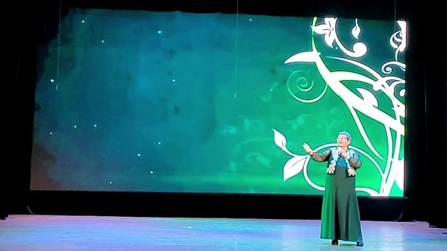 Вечно хочется жить Флюна Константинова смотреть онлайн