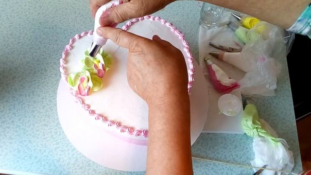 Тортик Сердечко с ОРХИДЕЯМИ(крем БЗК). /Heart Cake With ORCHIDS(protein Custard).