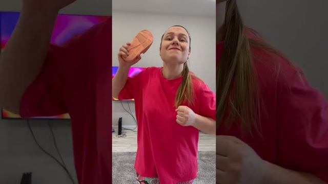 Are you afraid of cockroaches ? #shorts #humor #tiktok #funny #family #fail смотреть онлайн