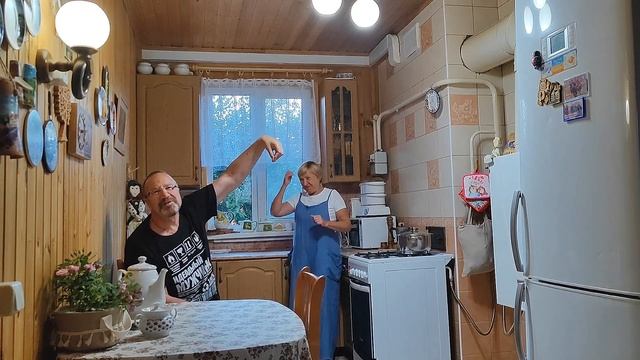 Кухня или Жизнь, часть 1-ая или КОТоБудни от 31 июля 2024 г. смотреть онлайн