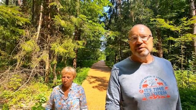 Муся и Белка, наглая Лисичка, прогулка по лесу и ответы на Ваши вопросы - КОТоБудни от 16.07.2024г. смотреть онлайн