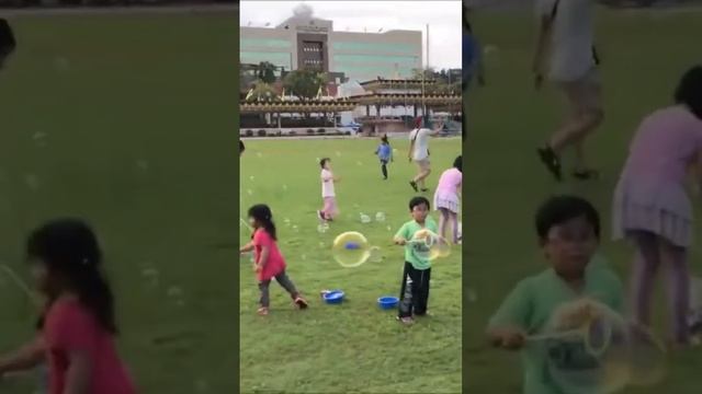 Бруней мыльные пузыри и дети #путешествия #путешествие #бруней #мыльныепузыри #travel смотреть онлайн