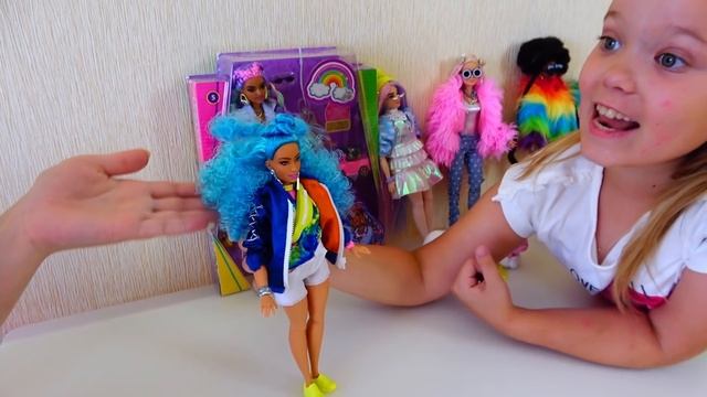 Лера и мама учатся делать сами платья для вечеринки - Полезное видео для детей смотреть онлайн