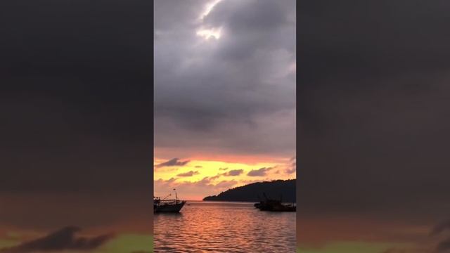 Остров Борнео на закате #путешествия #travel #закат #борнео #остров смотреть онлайн