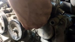 Замена ГРМ и помпы Тойота Ленд Крузер 100