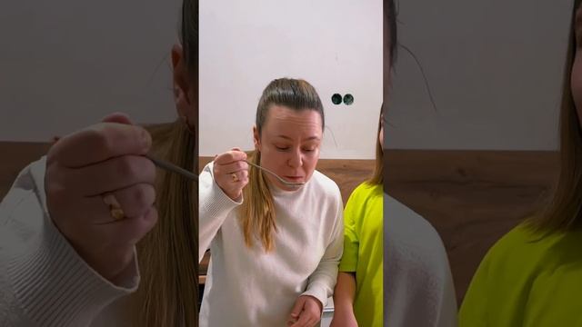 Mom ate cat food #shorts #funny #family #lerochka смотреть онлайн