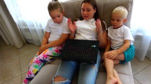 Лера, её домашняя рутина и история для детей про уборку