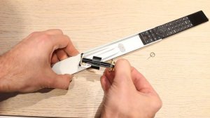 B&O HOW TO: Replace Batteries in BeoRemote One