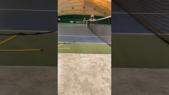 На спорте. Большой теннис. Дети смотреть онлайн