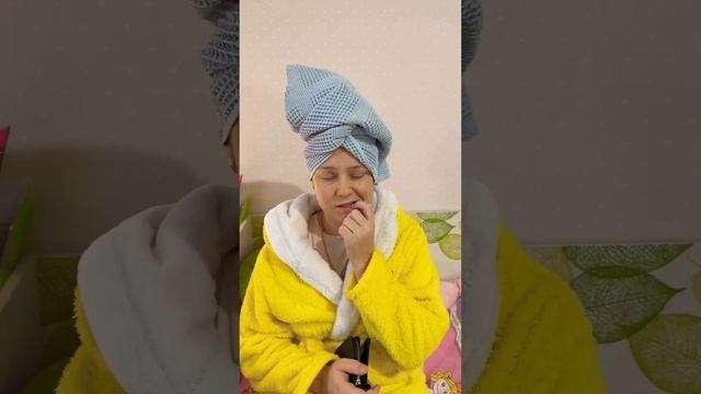 When there is no money for new pants #shorts #humor смотреть онлайн