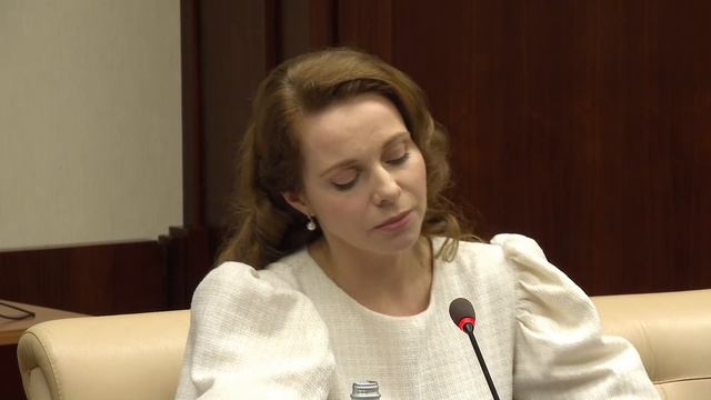 Путин провёл заседание Совета по реализации госполитики в сфере поддержки русского языка и языков на смотреть онлайн