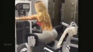 Помнит о Чарли, следит за собой