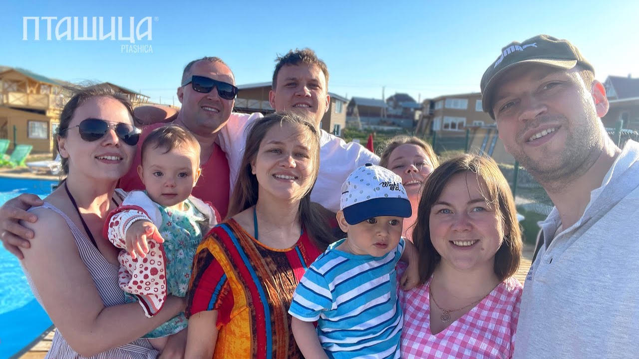 Как ПТАШИЦА НА БАЙКАЛ летала и песни под гармонь пела? Подробности из жизни ансамбля | Влог смотреть онлайн